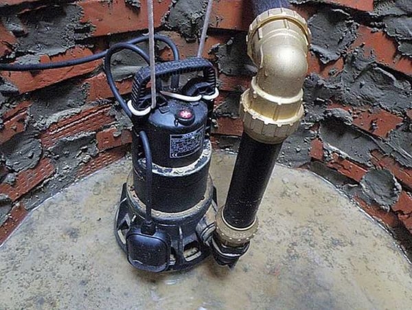 Насос для откачки канализации: особенности, выбор