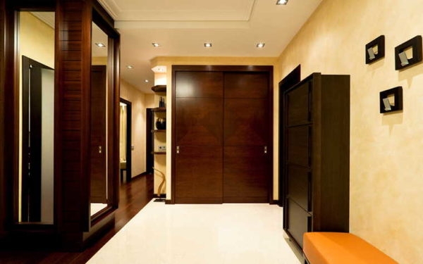 Свет в прихожей и коридоре Свет в прихожей и коридоре