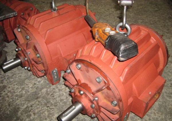 Вакуумный насос для откачки канализации Вакуумный насос для откачки канализации