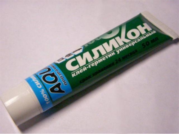 Как правильно выбрать клей для моделей из пластика Как правильно выбрать клей для моделей из пластика