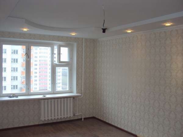 Почему не стоит клеить обои в сырую погоду Почему не стоит клеить обои в сырую погоду