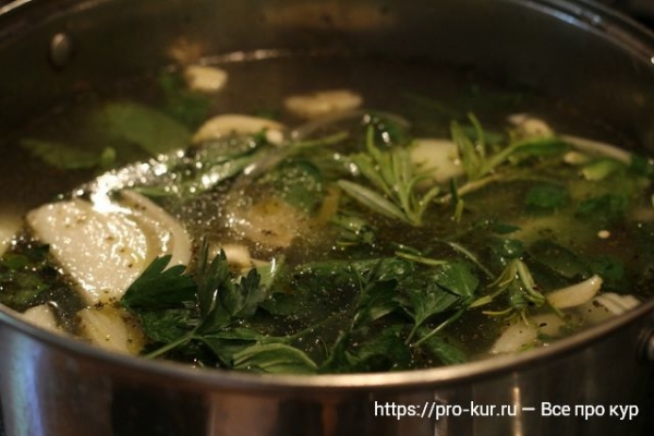 Как приготовить старую курицу, чтобы она была мягкой и сочной?