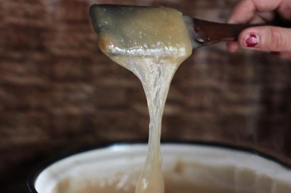 Как сделать клейстер из муки или крахмала своими руками Как сделать клейстер из муки или крахмала своими руками