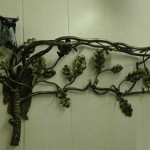 Выбираем настенную вешалку в прихожую