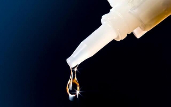 Как правильно клеить потолочный плинтус Как правильно клеить потолочный плинтус