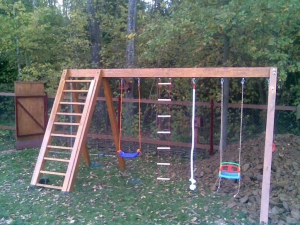 Как сделать детскую площадку самостоятельно: 70 фото реальных построек Как сделать детскую площадку самостоятельно: 70 фото реальных построек