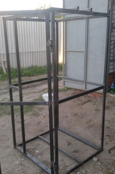 Строим душ из поликарбоната для дачи своими руками