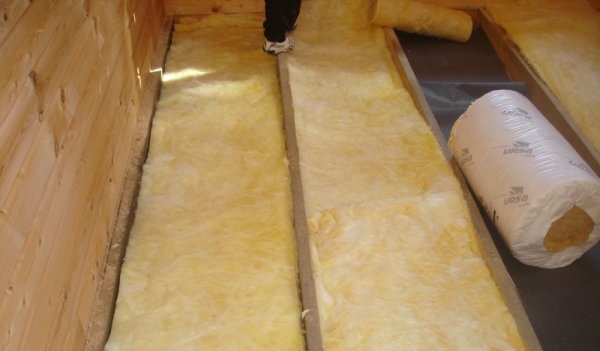 Своевременное утепление пола в деревянном доме — уменьшение теплопотерь