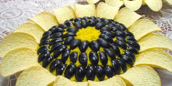 Салат с курицей — 33 рецепта с фото и видео