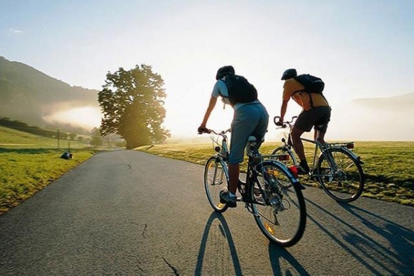 Как быстро заклеить камеру велосипеда