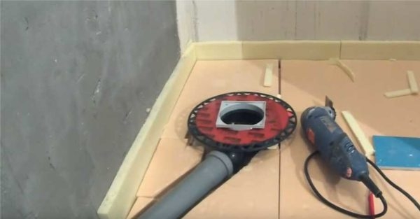 Как сделать слив в полу в душе, в бане Как сделать слив в полу в душе, в бане