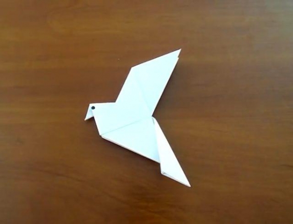 Какие можно сделать поделки из бумаги без клея и ножниц Какие можно сделать поделки из бумаги без клея и ножниц