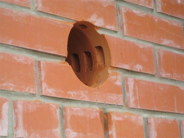 Вентиляционные отверстия: обеспечиваем доступ воздуха в помещение