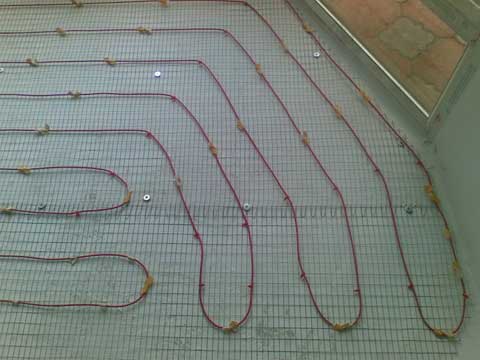 Электрический теплый пол под плитку: подключение по видам системы