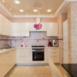 Как разместить светильники на потолке