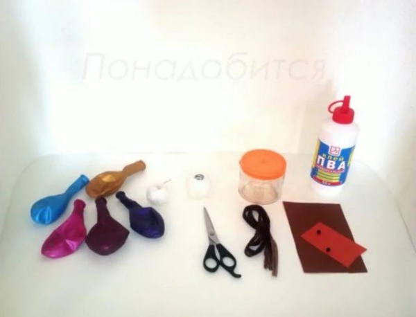 Как сделать снеговика из ниток и клея