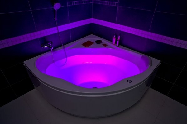 Как выбрать акриловую ванну — рекомендации экспертов