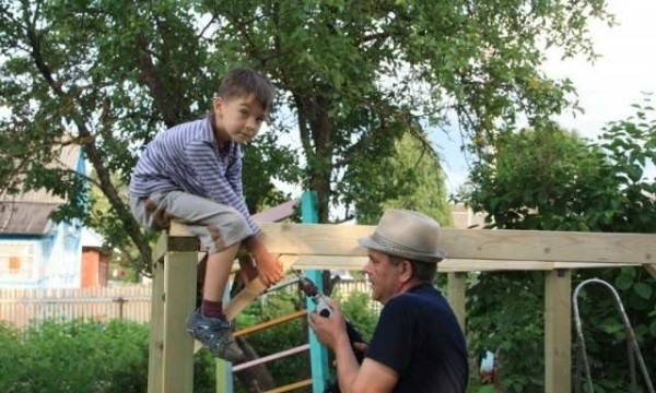 Игровой домик для детей: пошаговые фото, схемы, чертежи Игровой домик для детей: пошаговые фото, схемы, чертежи