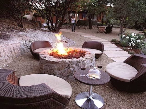 Как сделать костровище на даче, во дворе