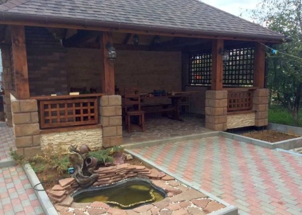 Строим кирпичную беседку, из бута или строительных блоков Строим кирпичную беседку, из бута или строительных блоков