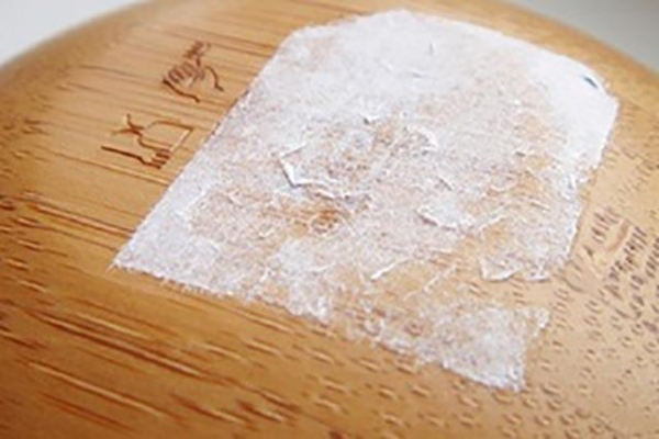 Как убрать клей от наклейки Как убрать клей от наклейки