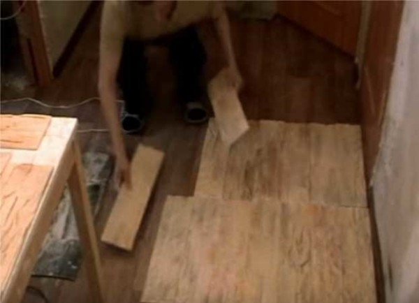 Декоративный камень в прихожей &mdash; секреты укладки