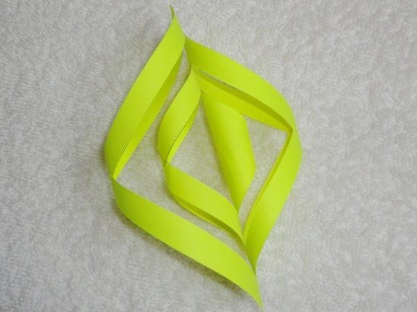 Какие можно сделать поделки из бумаги и клея и ножниц Какие можно сделать поделки из бумаги и клея и ножниц