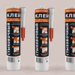 Как правильно приклеить потолочный плинтус на натяжной потолок? Как правильно приклеить потолочный плинтус на натяжной потолок?