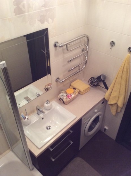 Почему не стоит вешать полотенцесушитель над стиральной машиной