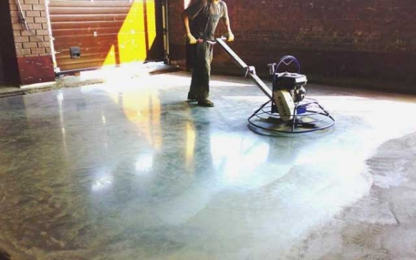 Бетонные полы с топпингом – отличное решение для промышленных полов