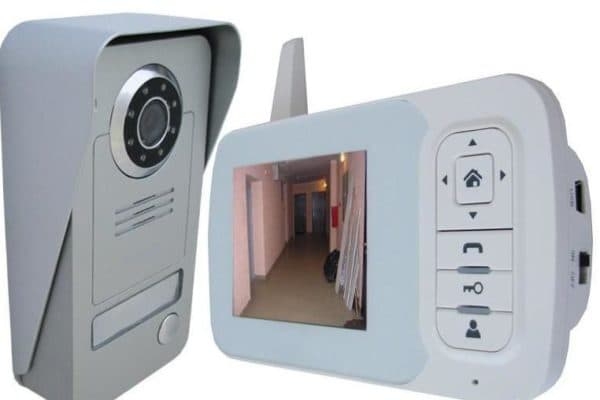 Использование беспроводного видеодомофона для частного дома
