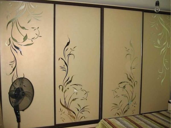 Шкаф купе в прихожую: идеи дизайна и наполнения