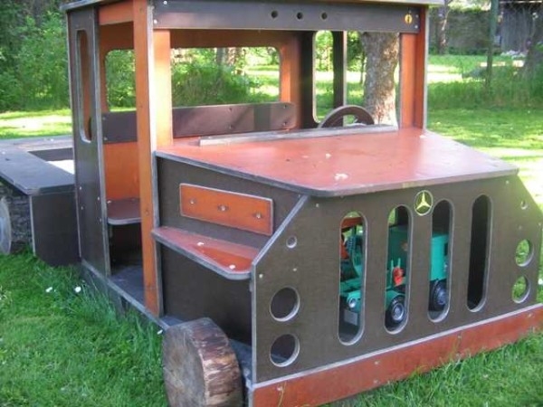 Как сделать детскую площадку самостоятельно: 70 фото реальных построек Как сделать детскую площадку самостоятельно: 70 фото реальных построек