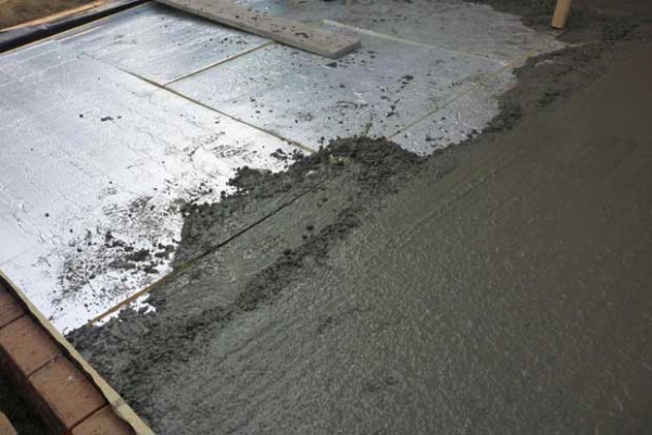 Как утеплить пол в бане: следуем рекомендациям профессионалов