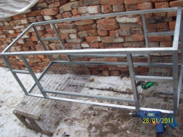 Как сделать крольчатник Как сделать крольчатник