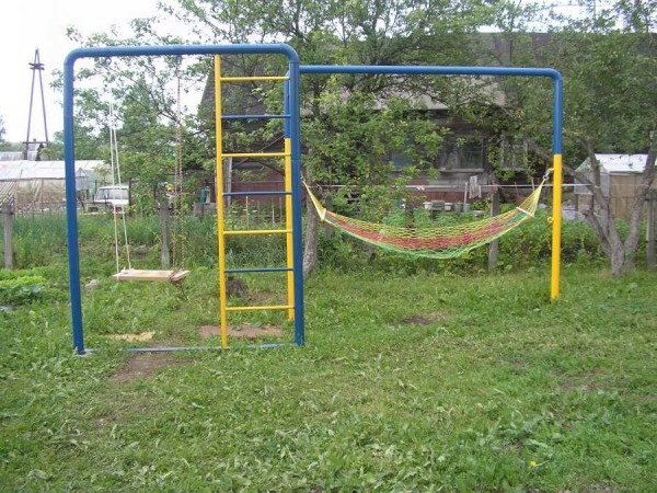 Как сделать детскую площадку самостоятельно: 70 фото реальных построек Как сделать детскую площадку самостоятельно: 70 фото реальных построек