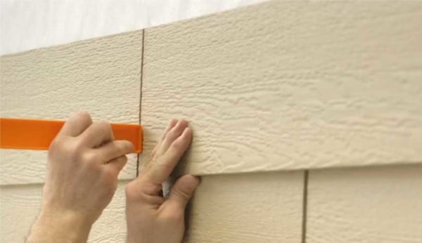 Фибросайдинг или фиброцементные панели: что это такое и как монтировать