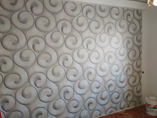 Почему не стоит клеить обои в сырую погоду Почему не стоит клеить обои в сырую погоду