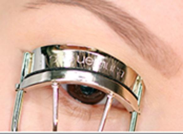 Как приклеить пучковые ресницы в домашних условиях Как приклеить пучковые ресницы в домашних условиях