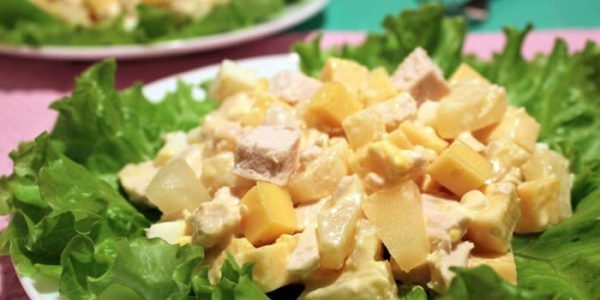 Салат с курицей — 33 рецепта с фото и видео