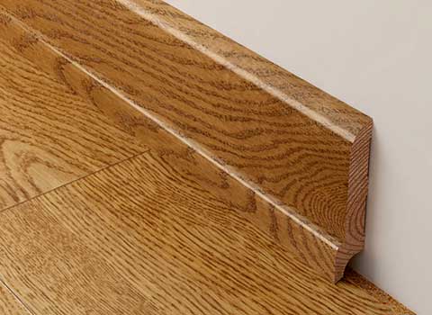 Плинтус для паркета: выбираем варианты