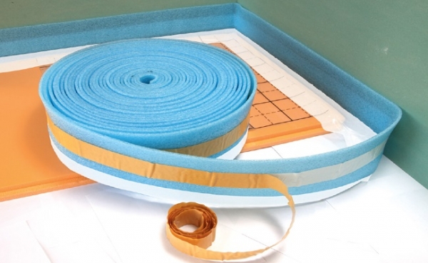 Для чего нужна самоклеющаяся демпферная лента: для стяжки, отмостки Для чего нужна самоклеющаяся демпферная лента: для стяжки, отмостки