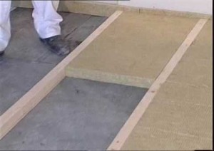 Утепление пола пенополистиролом, испытанным временем и легким утеплителем