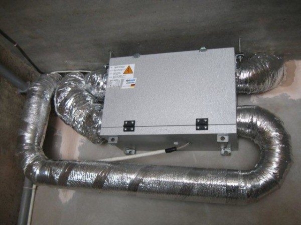 Вентиляция в сауне: выбор подходящего варианта и особенности устройства своими силами