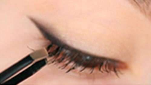 Как приклеить пучковые ресницы в домашних условиях Как приклеить пучковые ресницы в домашних условиях