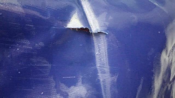 Как и чем можно заклеить бассейн? Как и чем можно заклеить бассейн?