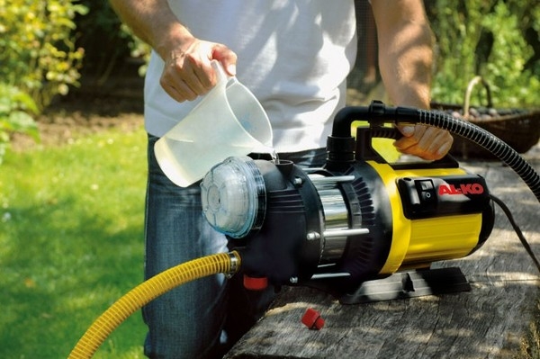 Какой выбрать насос для колодца — обзор возможных вариантов и критерии подбора Какой выбрать насос для колодца — обзор возможных вариантов и критерии подбора