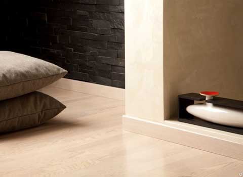 Плинтус шпонированный деревянный: рейтинг лучших производителей