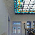 Использование витражей в современном интерьере