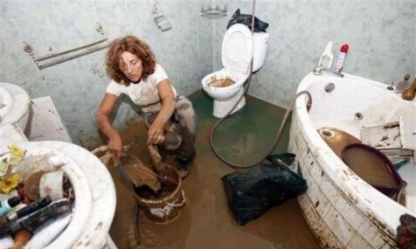 Засор канализации: что делать!